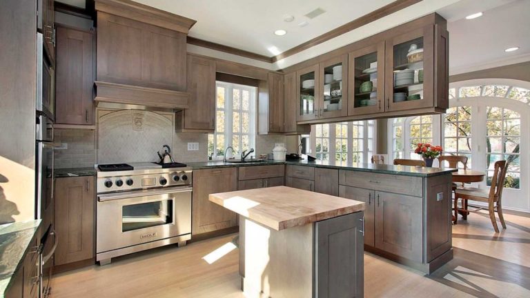 Read more about the article A Guide to Hardware for Kitchen Cabinets