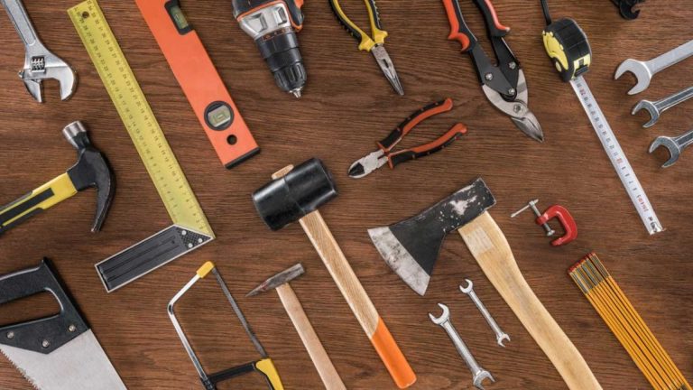 Read more about the article 3 tips on choosing the right construction equipment